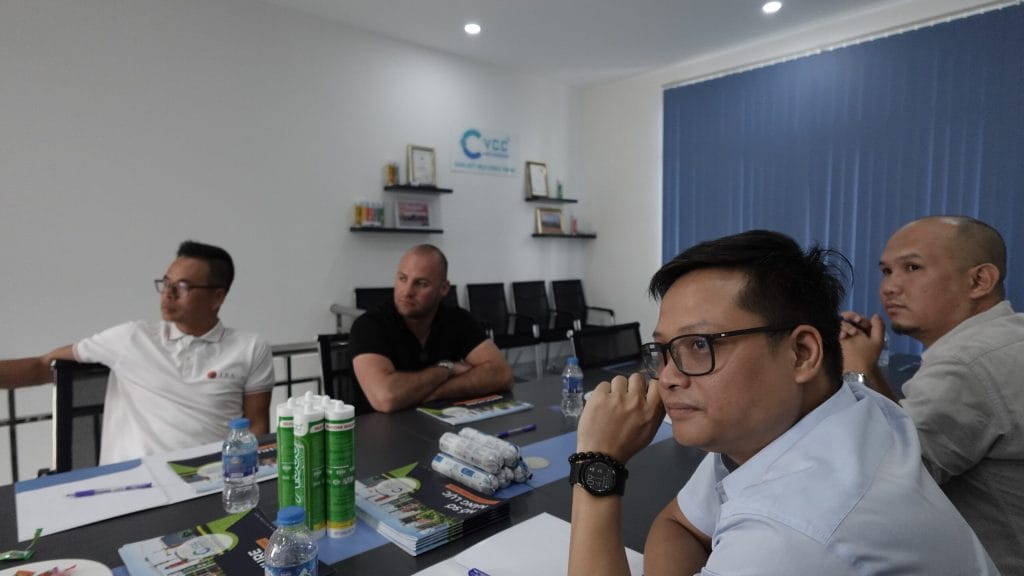 VCC va IDS tham gia trao doi VCC Sealant Sản xuất phân phối keo silicone và chất kết dính chuyên nghiệp VCC và IDS cùng tham gia trao đổi tại cuộc họp