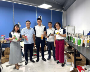 Cán bộ trường đại học Xây Dựng đến thăm và làm với VCC