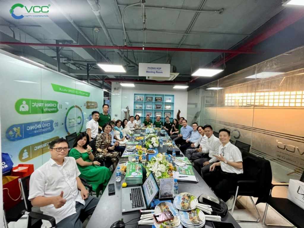 Chia sẻ của Tổng Giám đốc Nguyễn Văn Thành về marketing định vị thương hiệu mang đến góc nhìn khoa học và thực tiễn VCC Sealant Sản xuất phân phối keo silicone và chất kết dính chuyên nghiệp Chia sẻ của Tổng Giám đốc Nguyễn Văn Thành về marketing định vị thương hiệu mang đến góc nhìn khoa học và thực tiễn