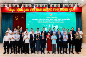 Đại diện VCC tại Tọa Đàm
