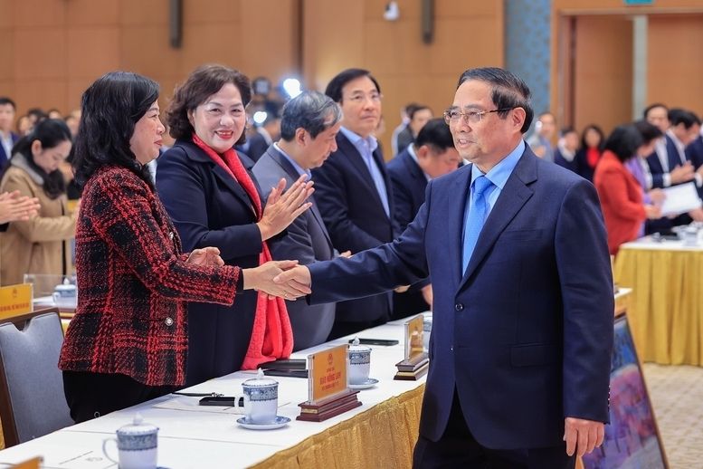 Phong trào thi đua "Đổi mới sáng tạo, phát triển khoa học, công nghệ, chuyển đổi số, chuyển đổi xanh"; và Phong trào thi đua "Phát triển mạnh doanh nghiệp tư nhân, nâng cao hiệu quả doanh nghiệp Nhà nước"; đã được Thủ tướng Chính phủ Phạm Minh Chính, Chủ tịch Hội đồng Thi đua - Khen thưởng Trung ương phát động vào sáng ngày 09/02/2026. » VCC Sealant - Sản xuất, phân phối keo silicone và chất kết dính chuyên nghiệp Phong Trào Thi đua Đổi Mới Sáng Tạo Phát Triển Khoa Học Công Nghệ Chuyển đổi Số Chuyển đổi Xanh Và Phong Trào Thi đua phát Triển Mạnh Doanh Nghiệp Tư Nhân Nâng Cao Hiệu Quả Doanh Nghiệp Nhà Nước đã được Thủ Tướng Chính Phủ Phạm Minh Chính Chủ Tịch Hội đồng Thi đua Khen Thưởng Trung ương Phát động Vào Sáng Ngày 09022026 Vcc Sealant Sản Xuất Phân Phối Keo Silicone Và Chất Kết Dính Chuyên Nghiệp