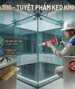 Hình ảnh keo silicone axit VCC A300 nhãn đỏ chuyên dùng để dán kính. Một người thợ đang bắn keo mịn trên mối nối của vách kính cường lực trong suốt lớn. Hiển thị 6 đặc tính kỹ thuật như độ bám dính 0.6 MPa, đàn hồi giãn dài 200%, chống thấm tuyệt đối 100%. Các ứng dụng: vách tắm kính frameless, mái kính, tủ trưng bày, gốm sứ. Cảnh báo quan trọng Không dùng cho kim loại, nhôm. Tích hợp swatch 4 màu.