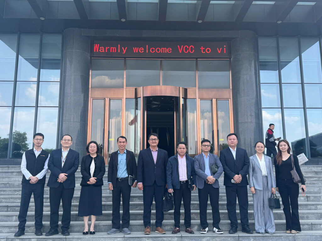 Ban Lãnh đạo Vcc Hợp Tác Với Huajian Trong Chuyến Thăm Và Làm Việc Chính Thức Tại Trụ Sở Tập đoàn Nhôm Huajian  Vcc Sealant   Sản Xuất Phân Phối Keo Silicone Và Chất Kết Dính Chuyên Nghiệp