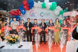 Ban Lãnh đạo Vcc Và Công Ty Huy Hoàng Đại Phát Cùng Thực Hiện Nghi Thức Cắt Băng Khánh Thành Trang Trọng Chính Thức Ra Mắt Tổng Kho Vcc Tại Tây Nguyên  Vcc Sealant   Sản Xuất Phân Phối Keo Silicone Và Chất Kết Dính Chuyên Nghiệp